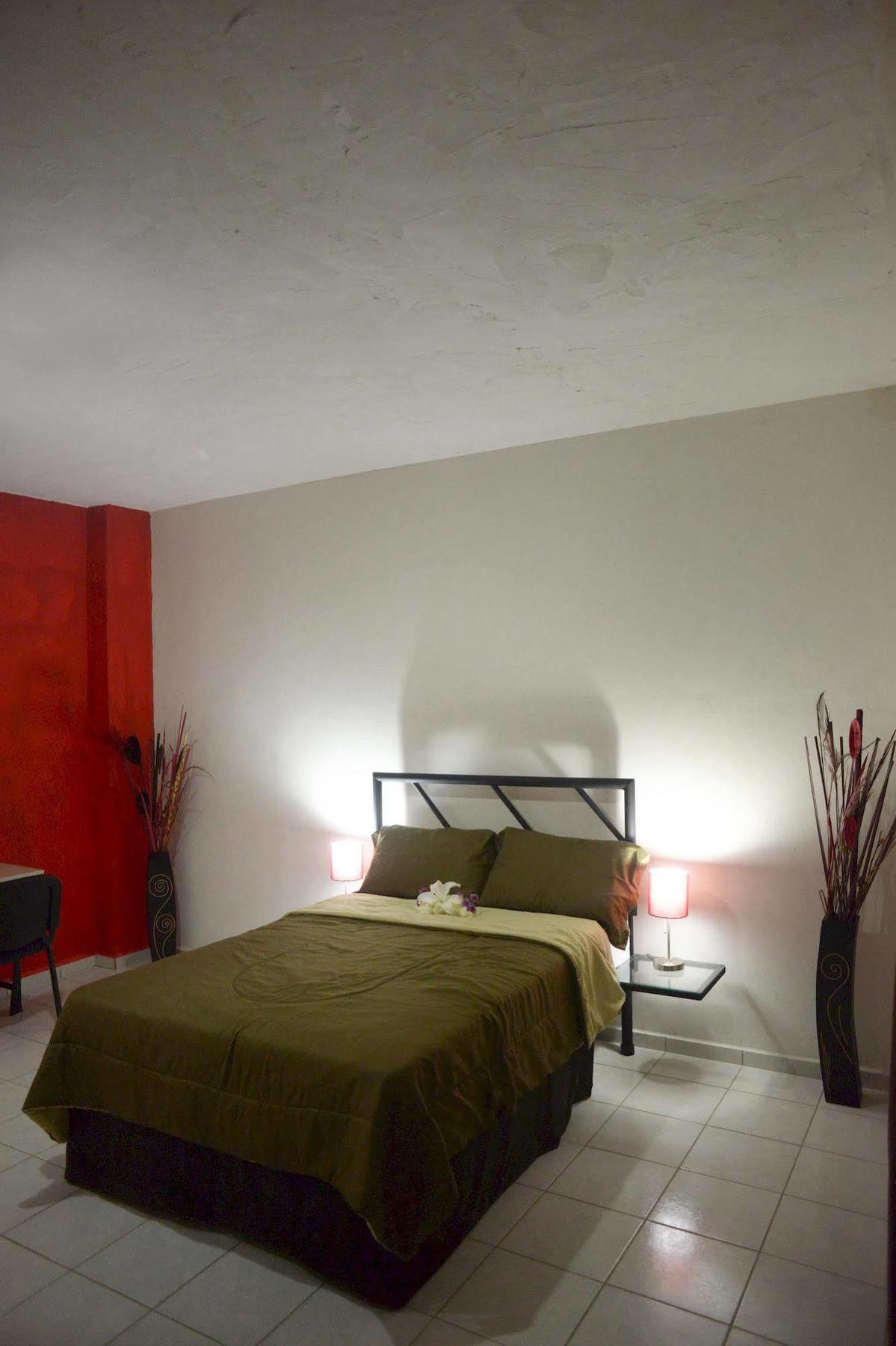 Hotel Plaza Providencia Ixtapa  ภายนอก รูปภาพ
